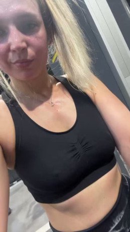 relation-plans-sexes-payants-sens-pris-de-tete-big-0