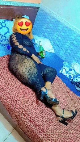 apoutchou-mature-dispo-pour-homme-mature-big-0