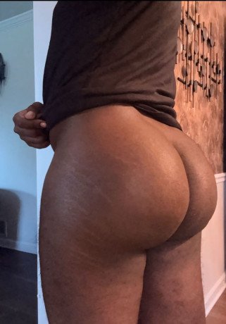 je-suis-la-pour-vous-presenter-mes-services-je-suis-passif-je-suis-la-pour-vos-differents-services-big-0