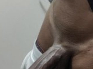 Je baise bien et je mange aussi bien la chatte