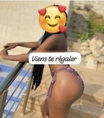 belle-coquine-bi-de-22-ans-suceuse-pro-max-deido-douala-big-1