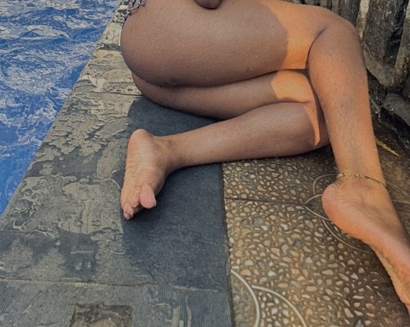 couple-recherchant-fille-pour-passer-du-bon-moment-big-0