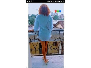 Jolie Skyni bi 22 ans salope dispo pour baiser fort Deido Douala